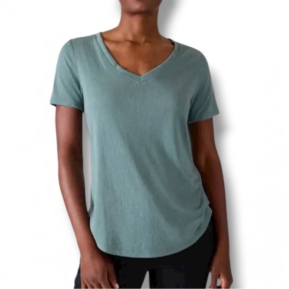 Athleta Tops - ATHLETA Breezy V-Neck Tee - Oxidized Green 1X